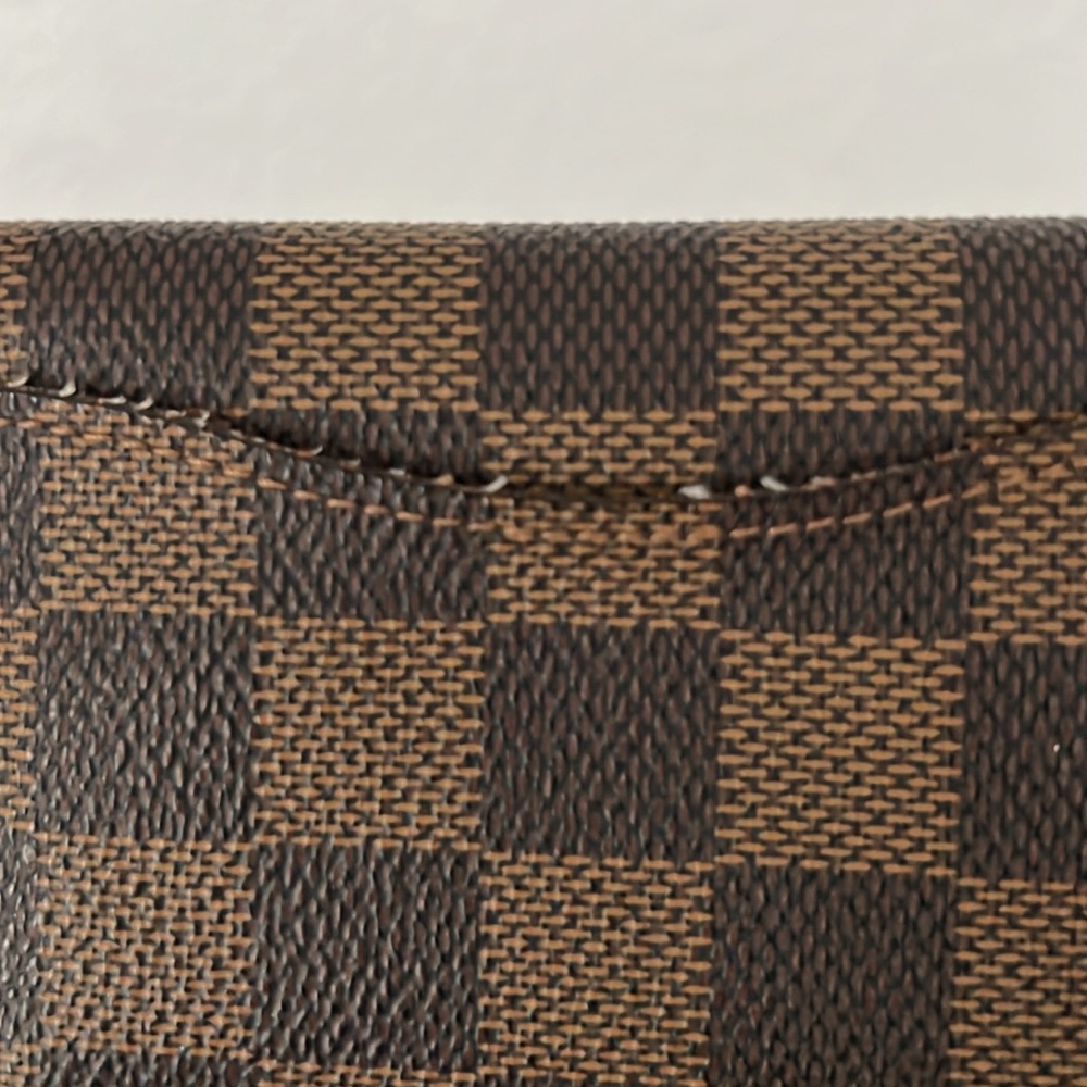 Authentic Preloved Louis Vuitton Unisex Business Monogram Card Holder Wallet - Picture 6 of 8